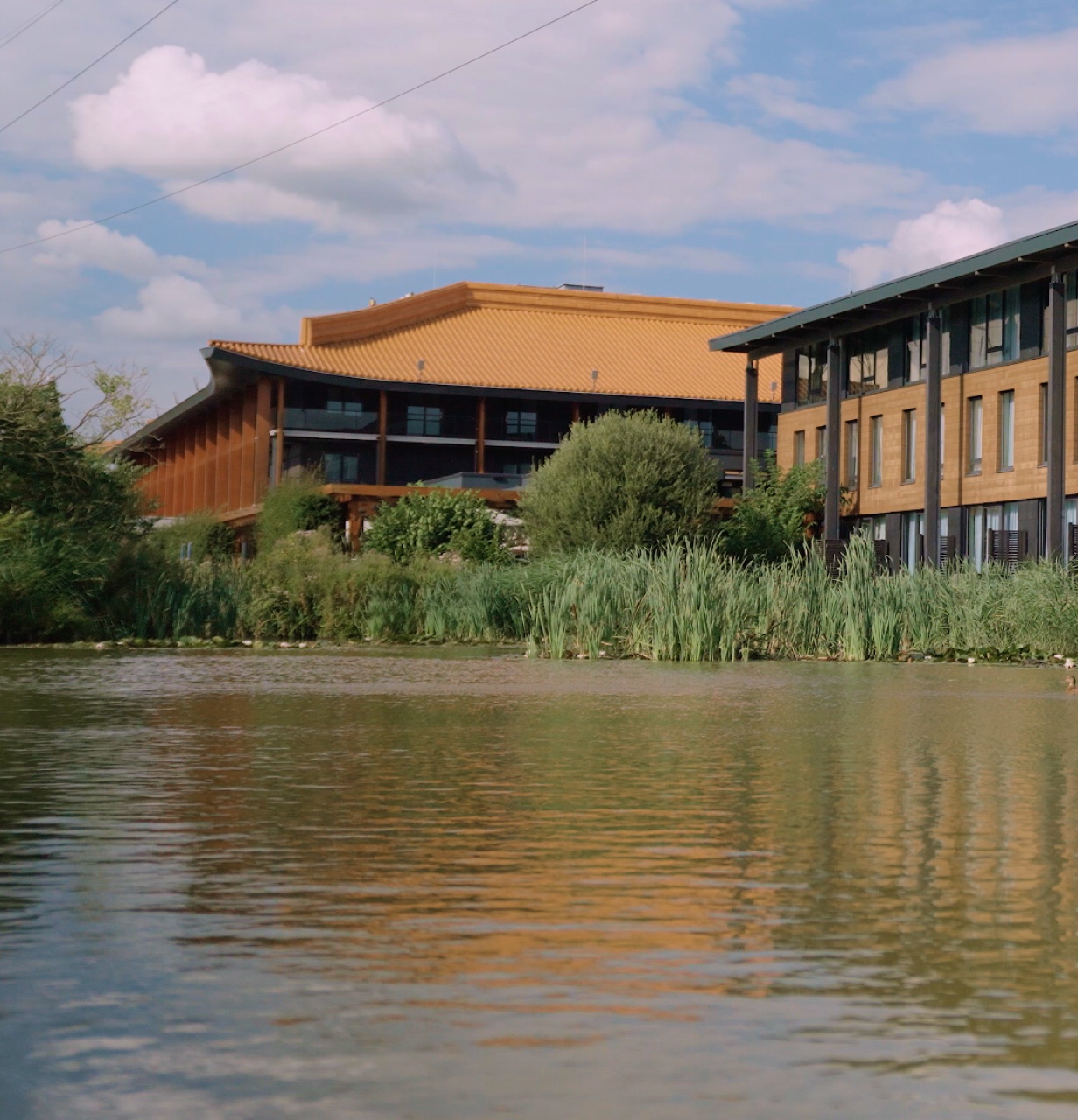Van der Valk over VenueSuite